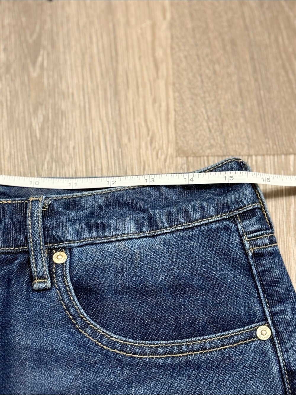 Seven7 Women’s Medium Blue Loose Straight Denim Jeans Size 4 - Picture 6 of 11